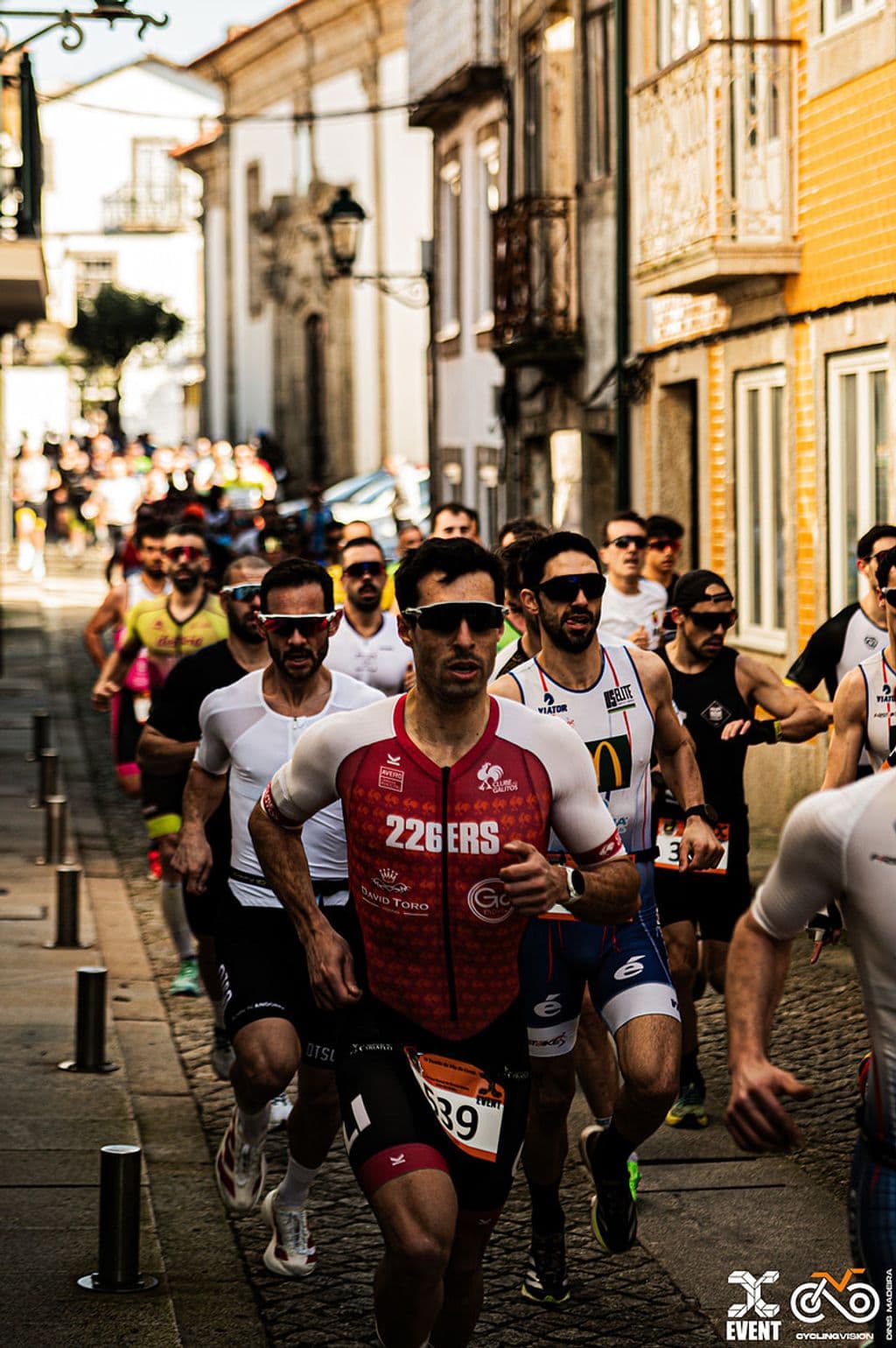 Atleta com o dorsal 539
