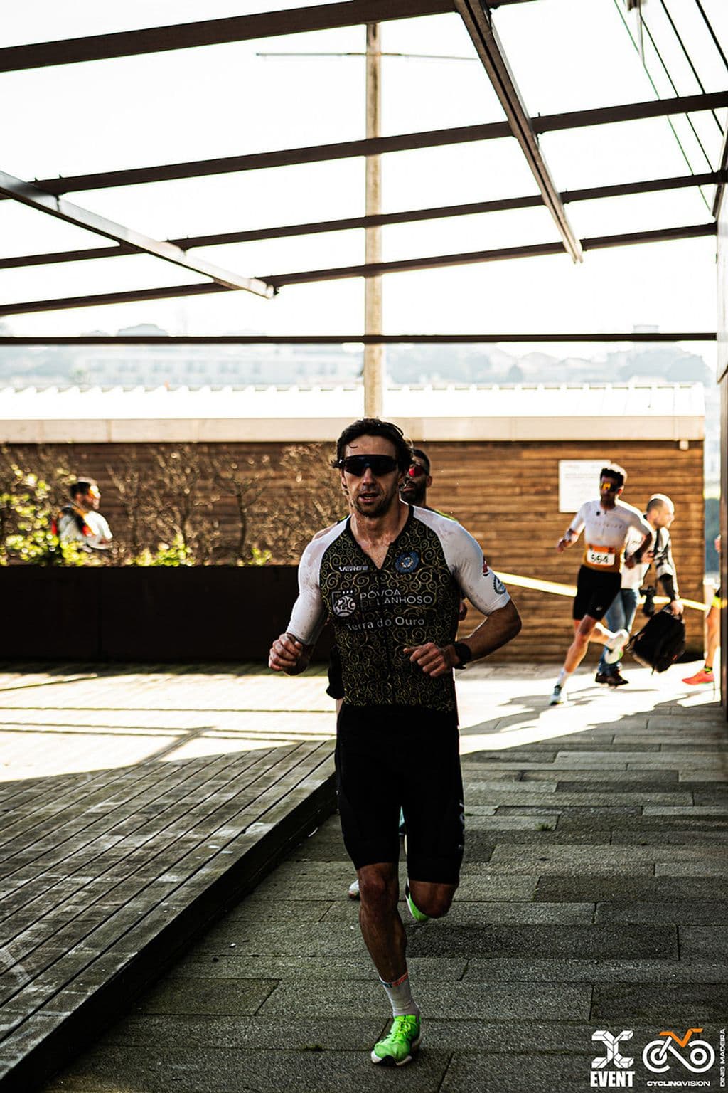 Atleta com o dorsal 615