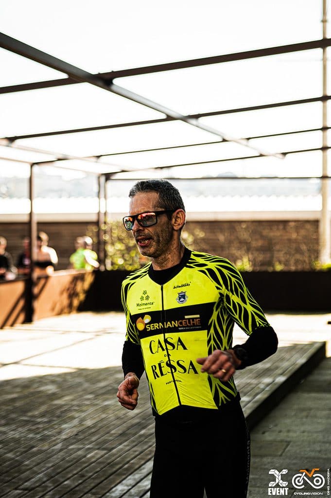 Atleta com o dorsal 653