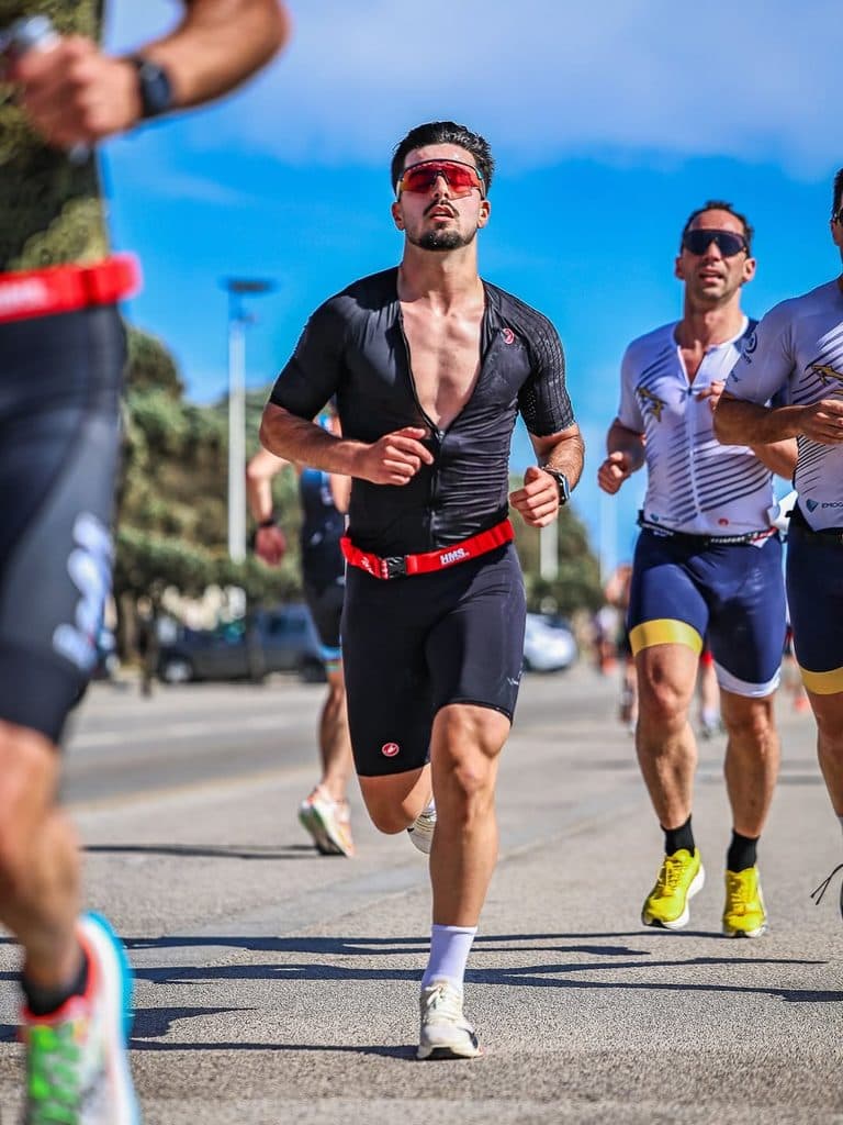 Atleta com o dorsal 128