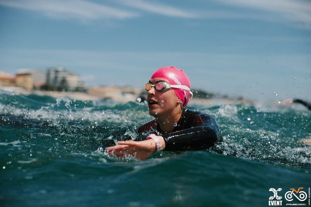 Atleta com o dorsal 332