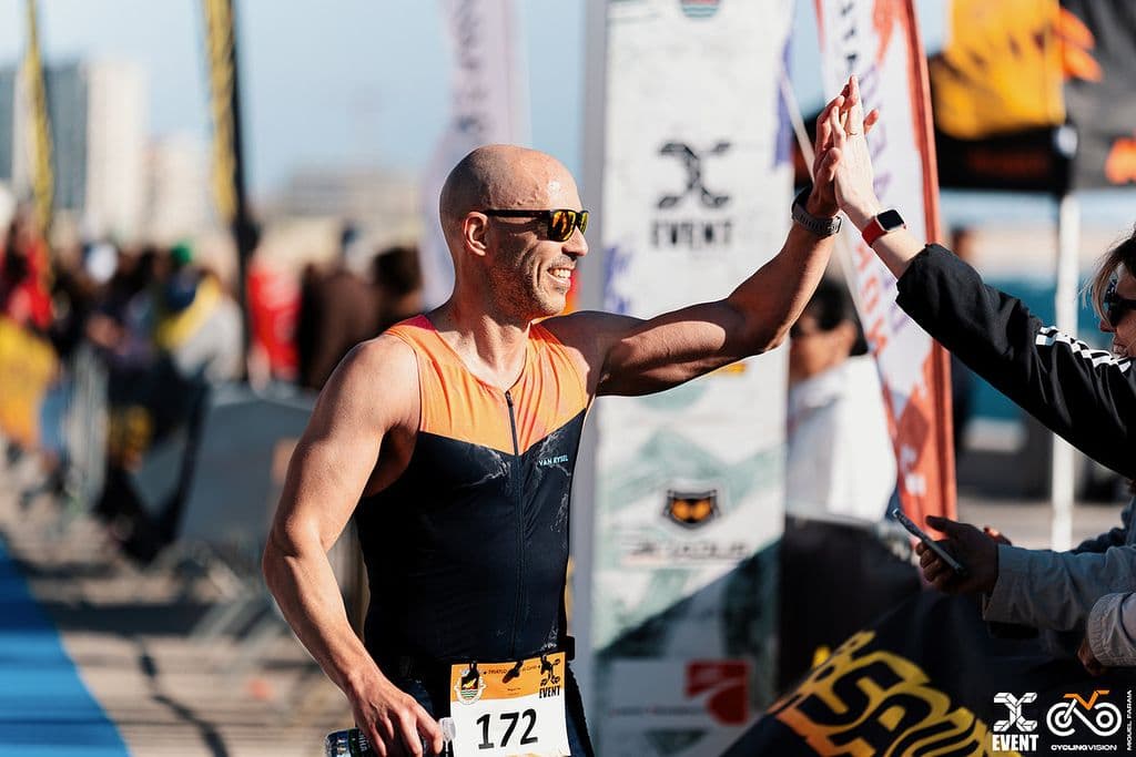 Atleta com o dorsal 172