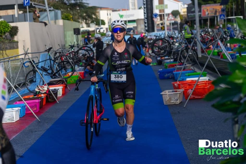 Atleta com o dorsal 380