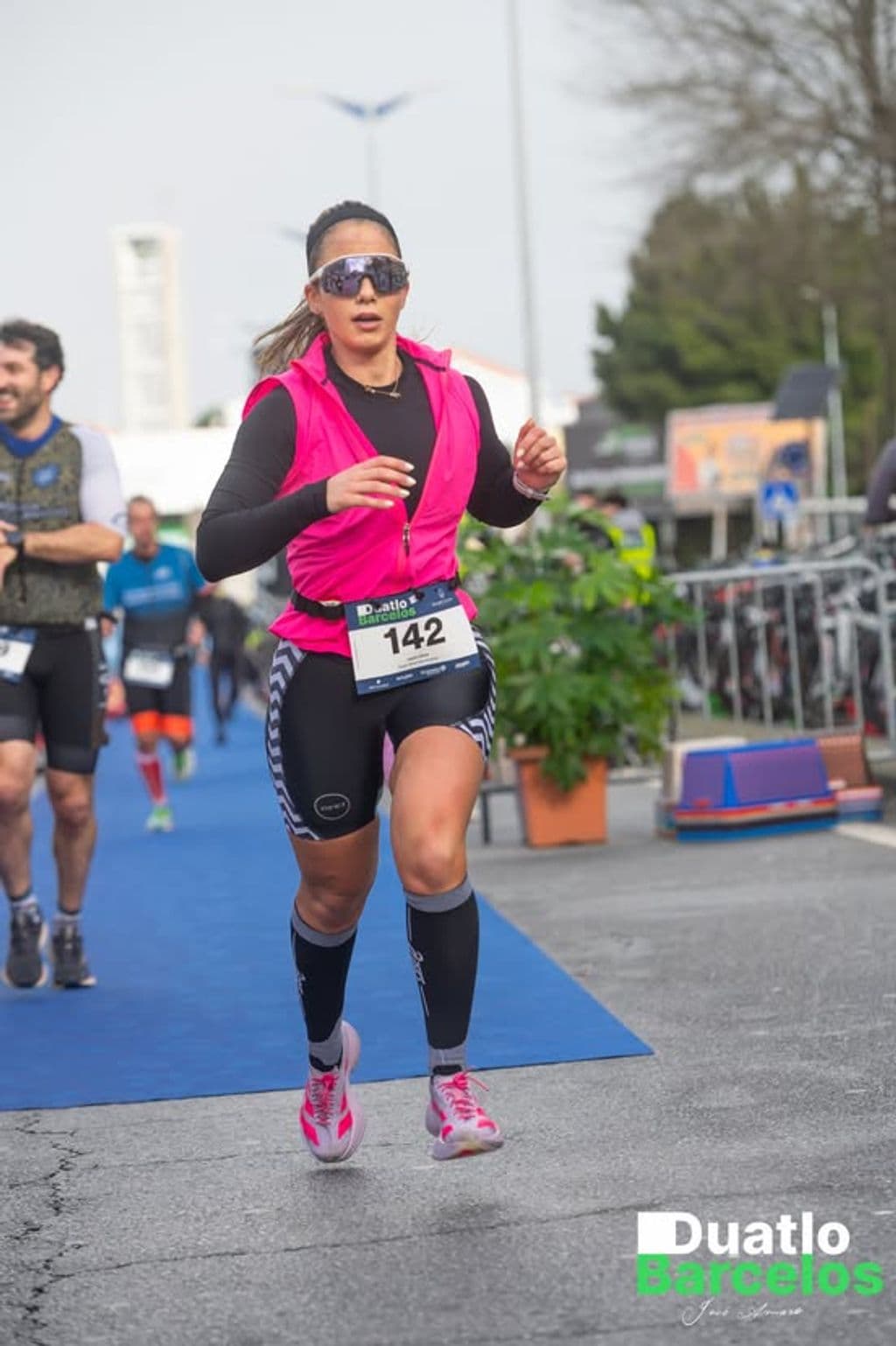 Atleta com o dorsal 142