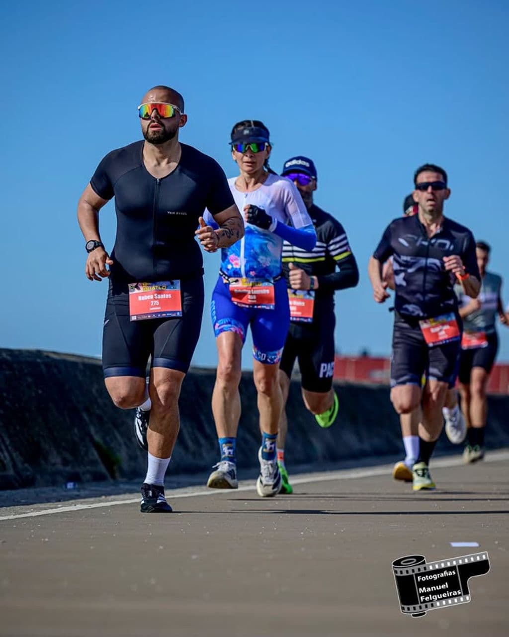 Atleta com o dorsal 275