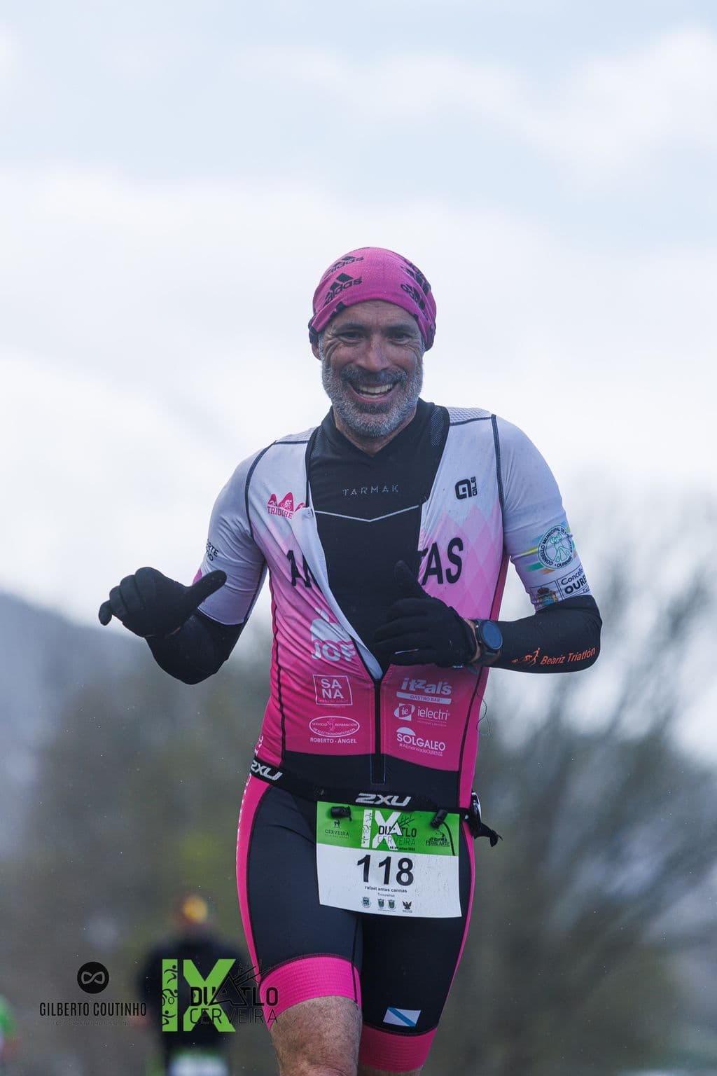 Atleta com o dorsal 118