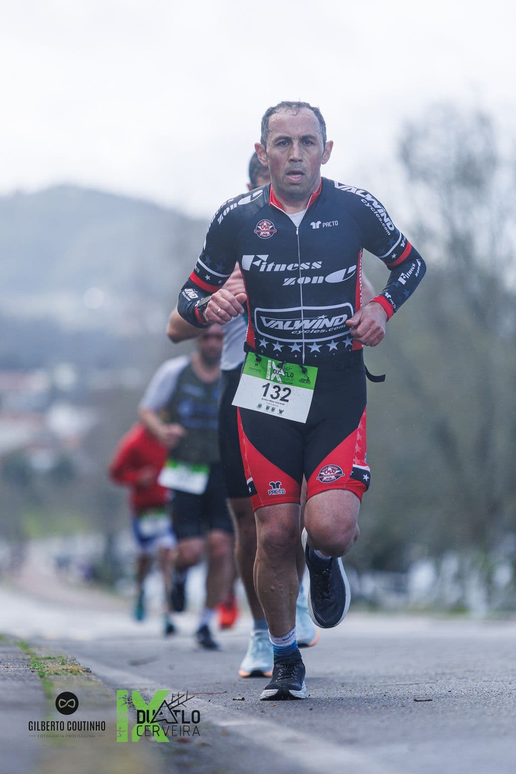 Atleta com o dorsal 132