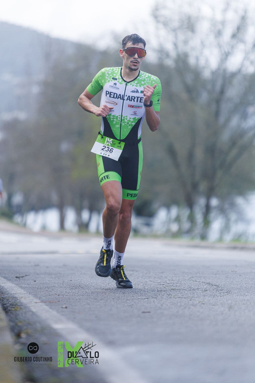 Atleta com o dorsal 236