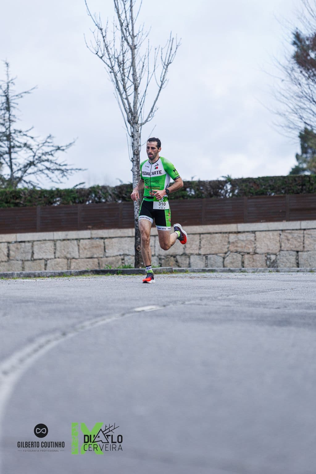 Atleta com o dorsal 310