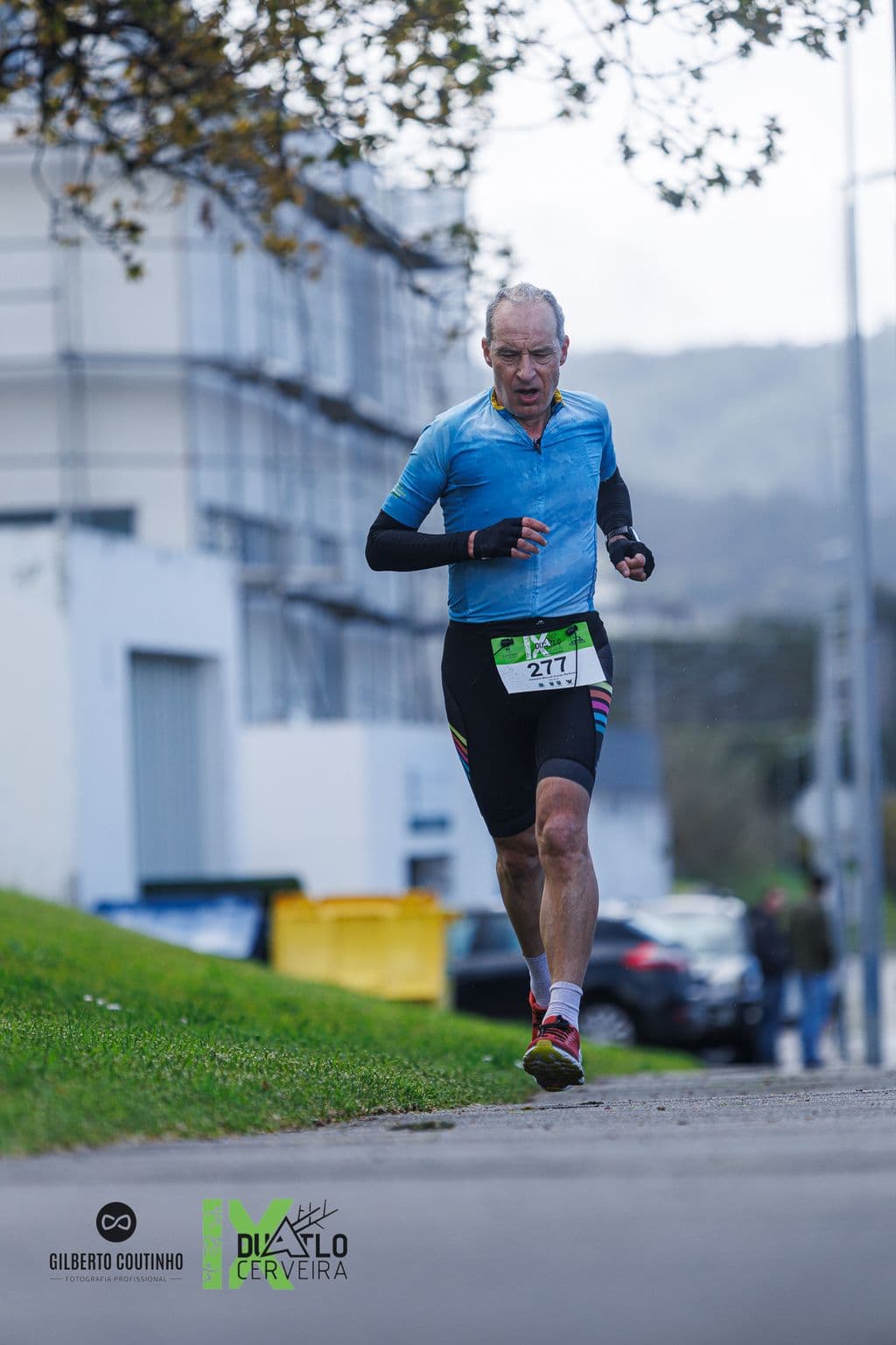 Atleta com o dorsal 277