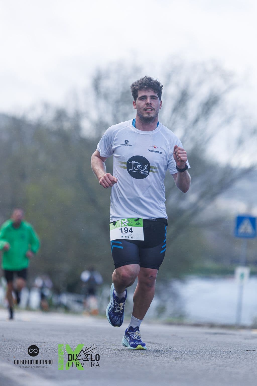 Atleta com o dorsal 194