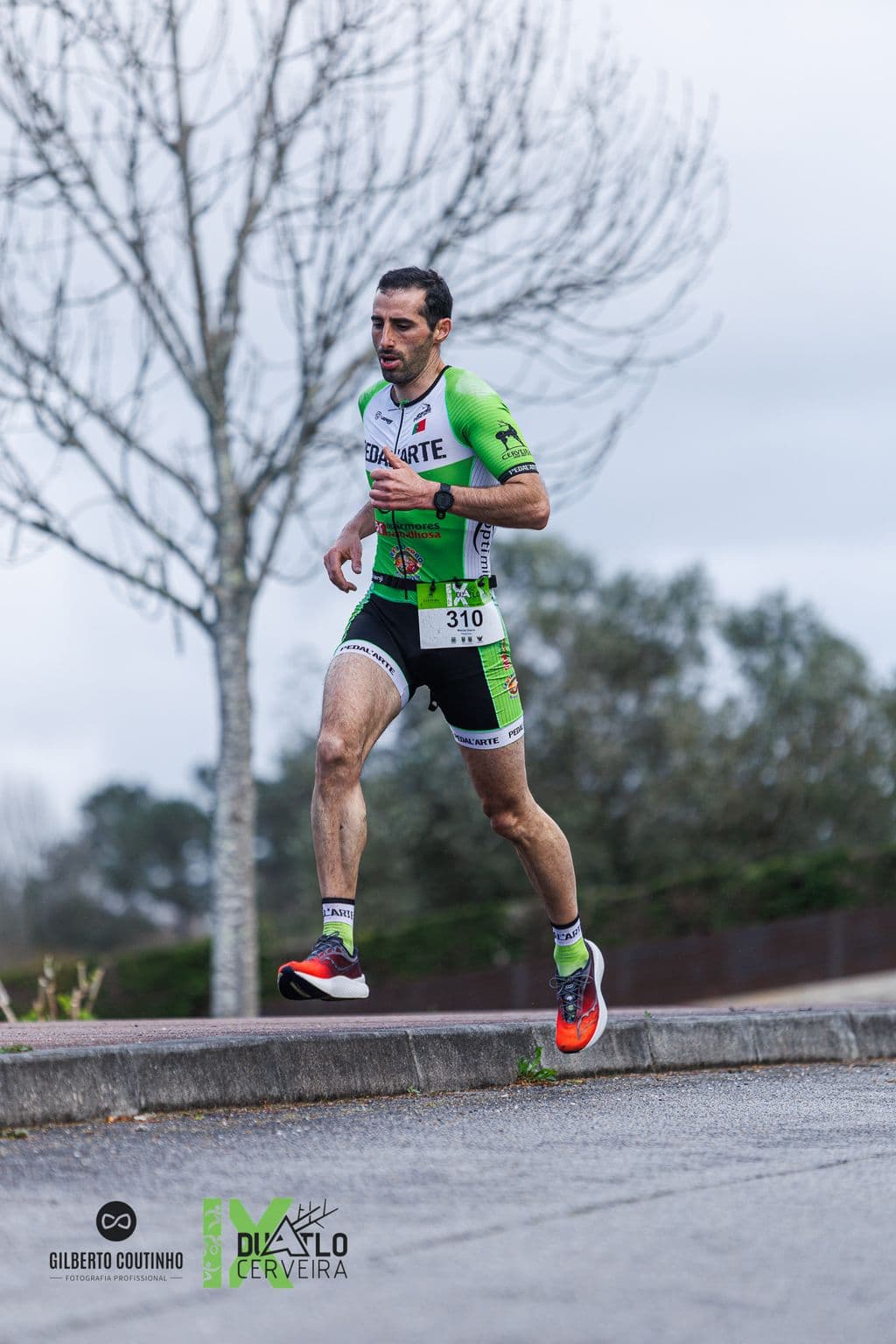 Atleta com o dorsal 310
