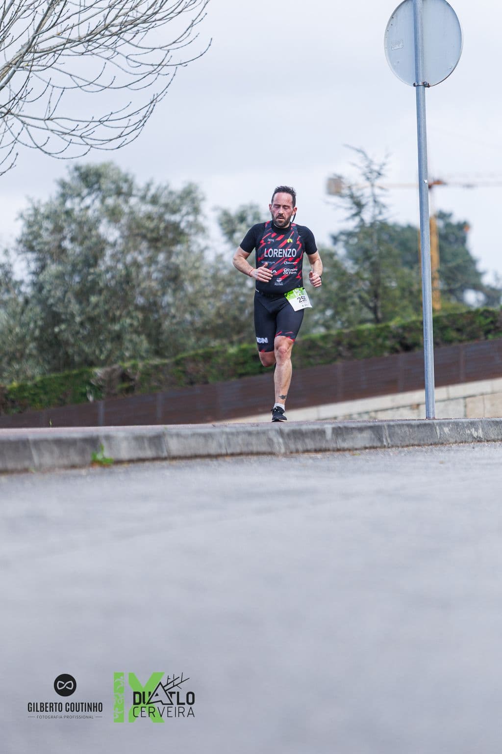 Atleta com o dorsal 256
