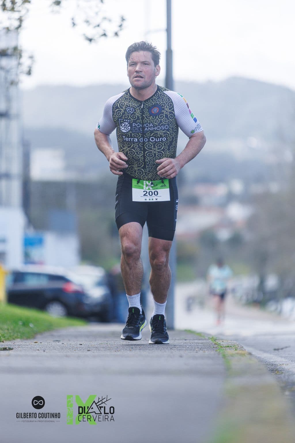 Atleta com o dorsal 200