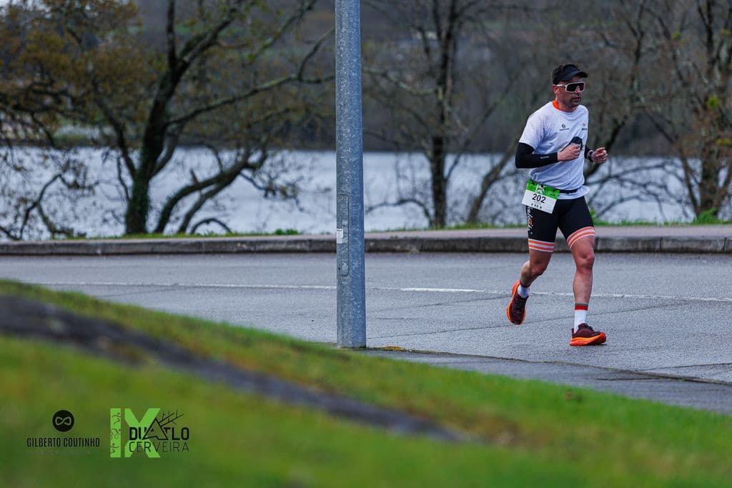 Atleta com o dorsal 202