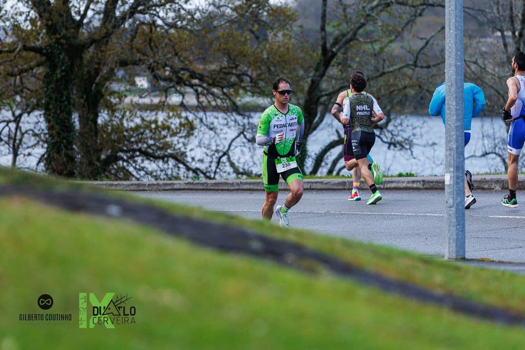 Atleta com o dorsal 230