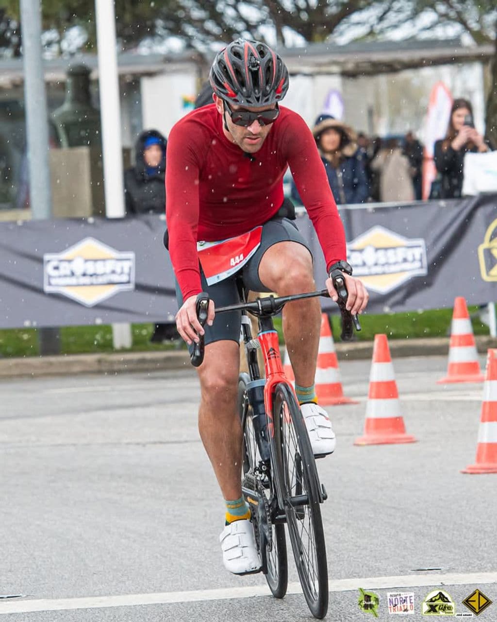 Atleta com o dorsal 444