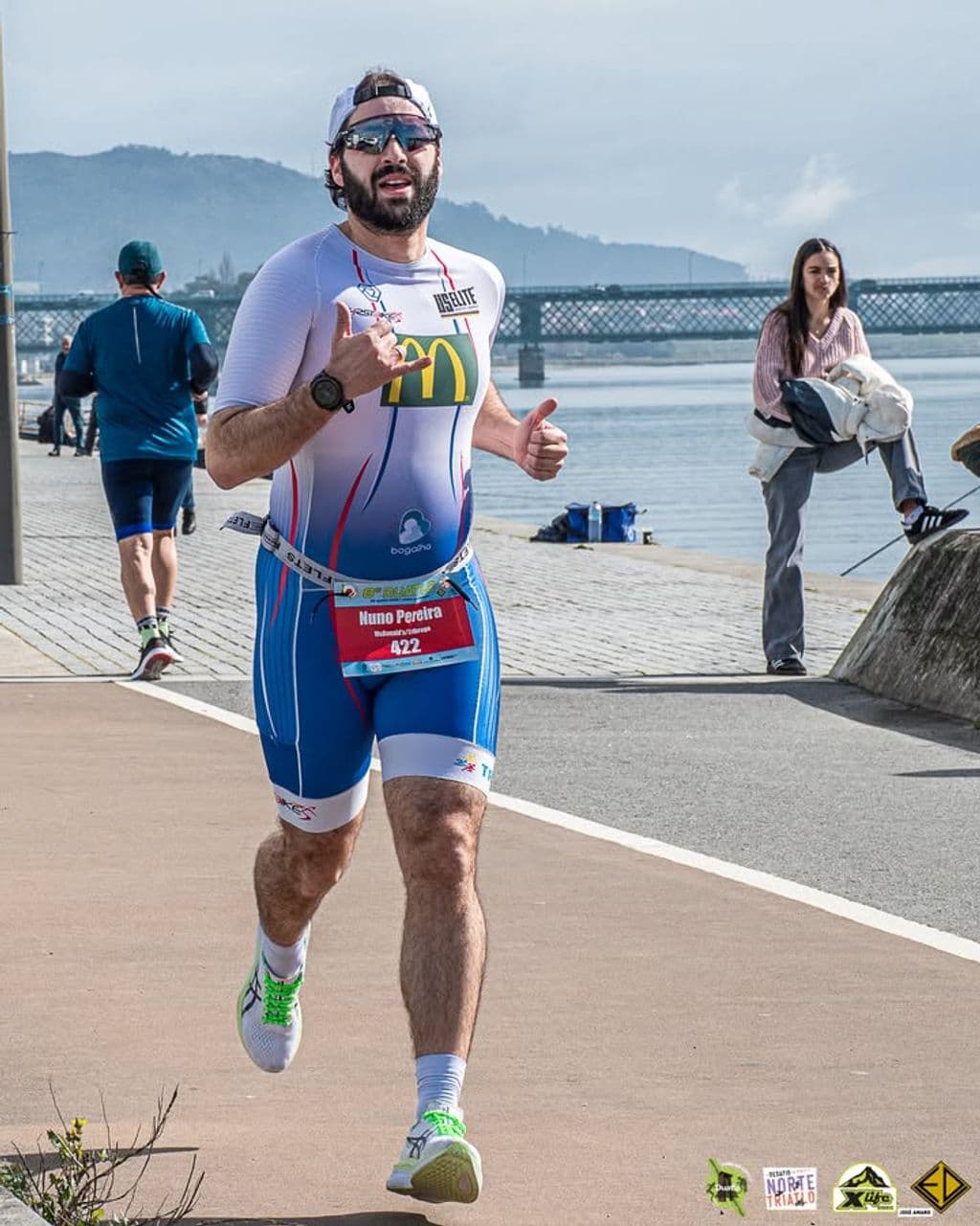Atleta com o dorsal 422