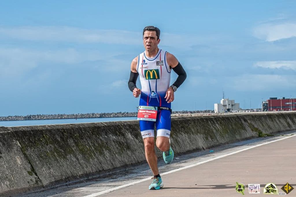 Atleta com o dorsal 421