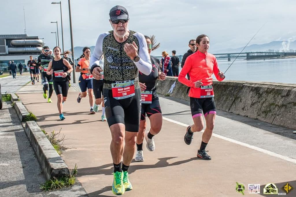 Atleta com o dorsal 110
