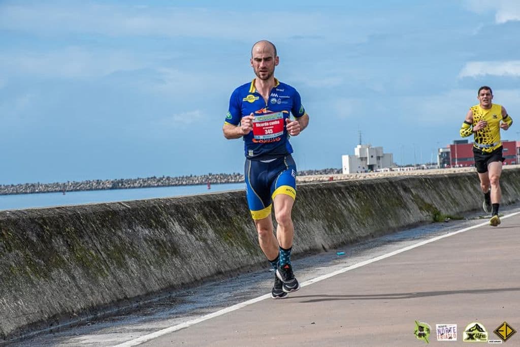 Atleta com o dorsal 345