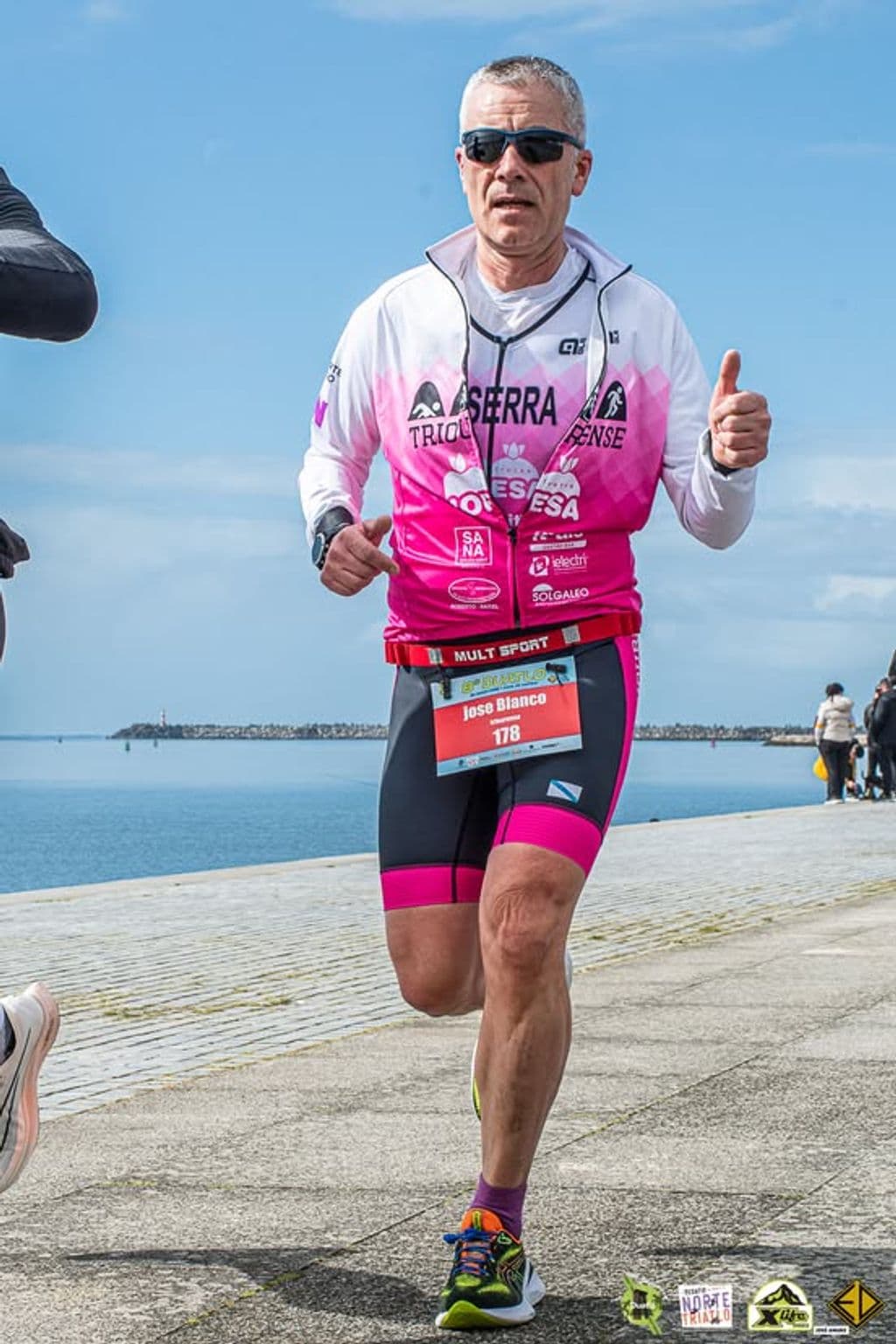 Atleta com o dorsal 178