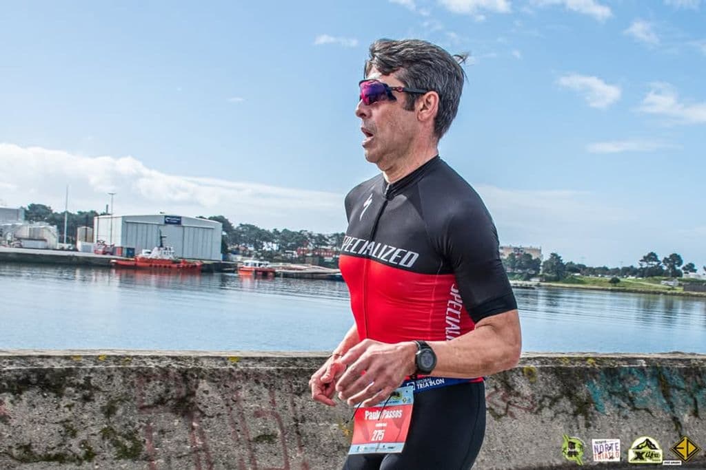 Atleta com o dorsal 275