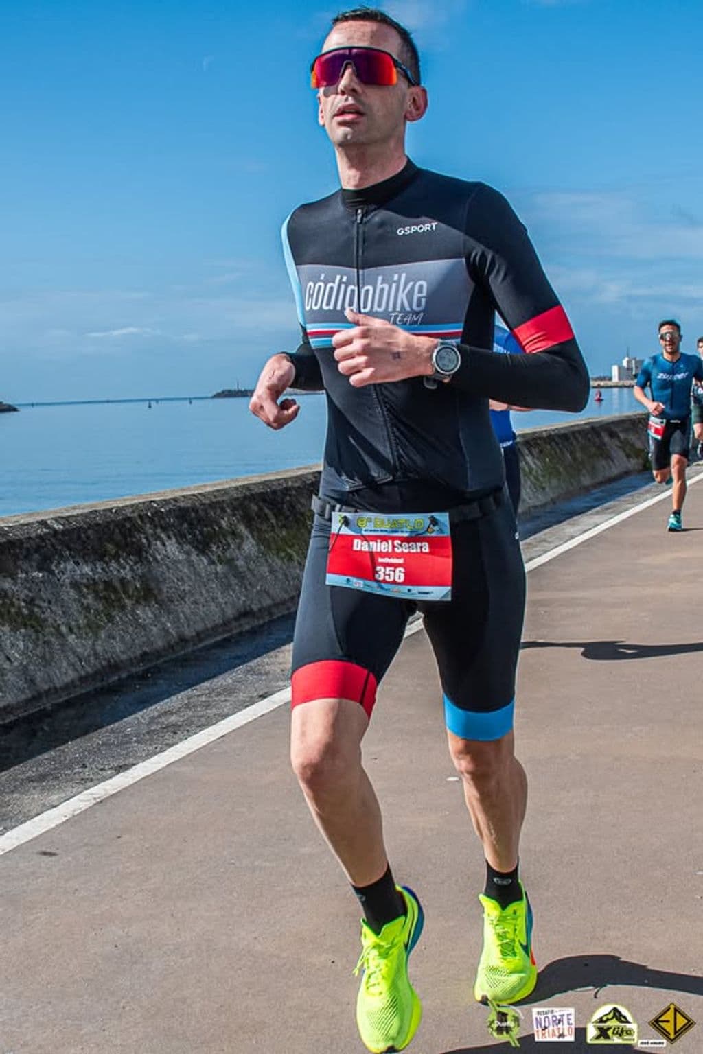 Atleta com o dorsal 356