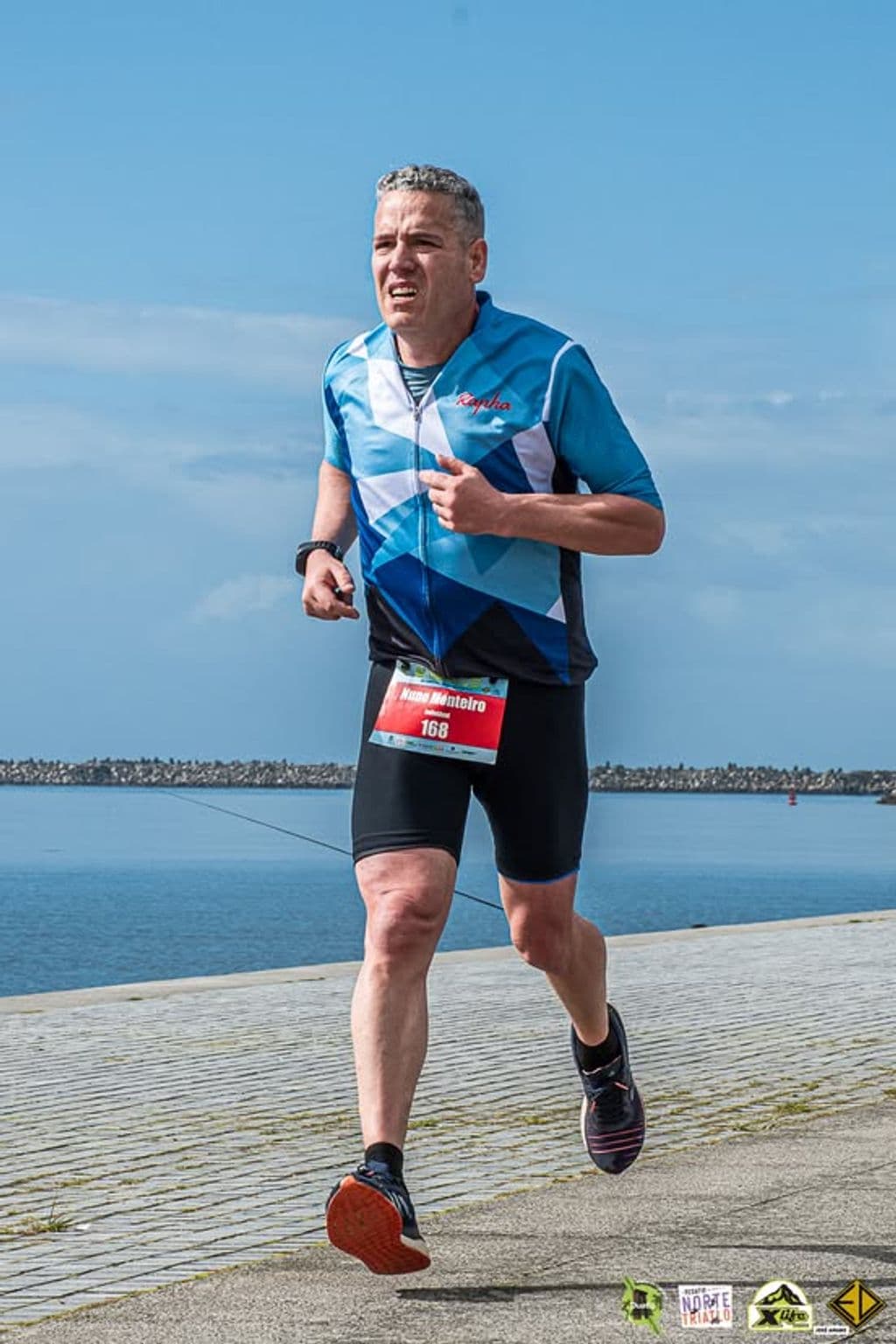 Atleta com o dorsal 168