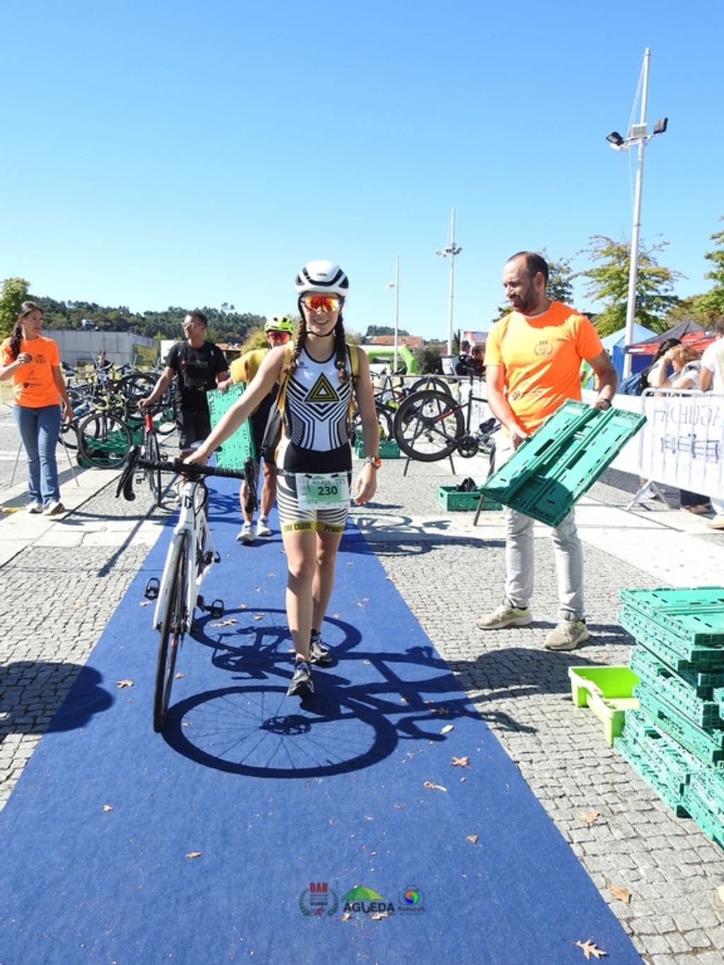 Atleta com o dorsal 230