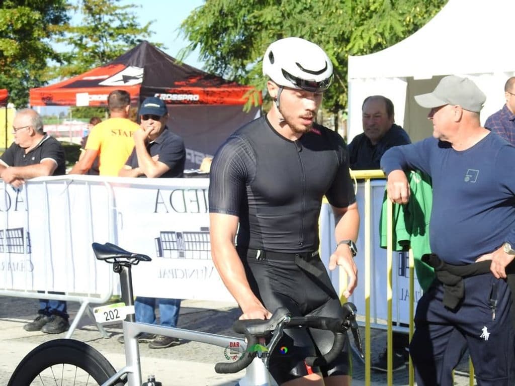 Atleta com o dorsal 202