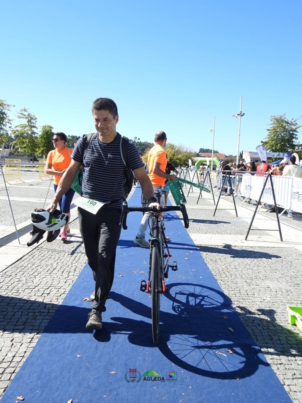 Atleta com o dorsal 160