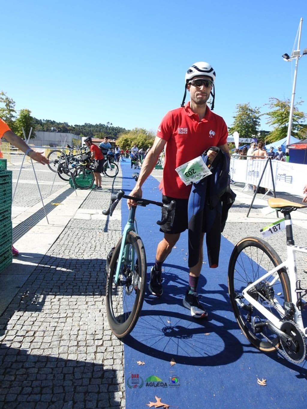 Atleta com o dorsal 203