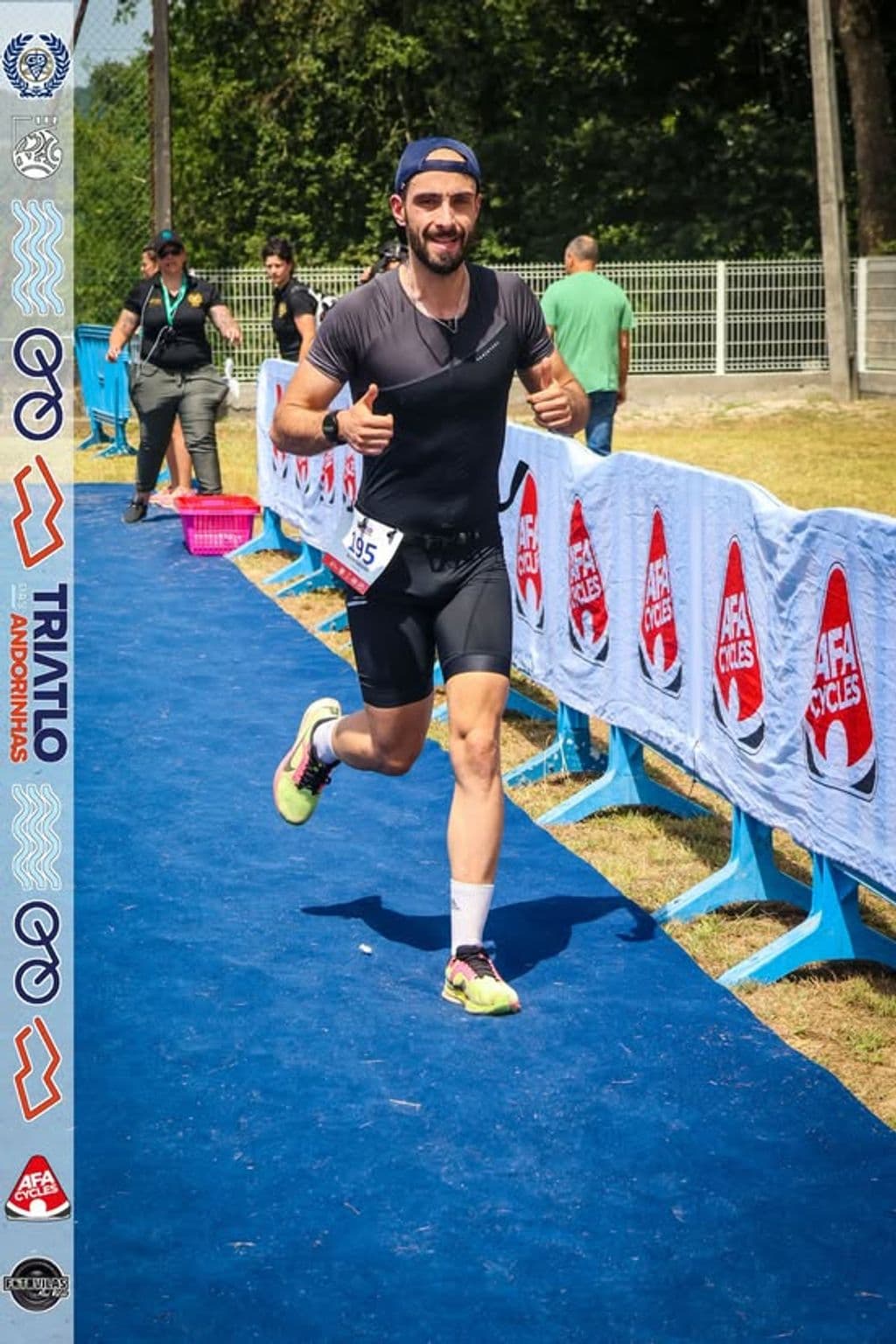 Atleta com o dorsal 195