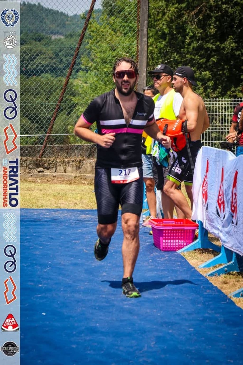 Atleta com o dorsal 217