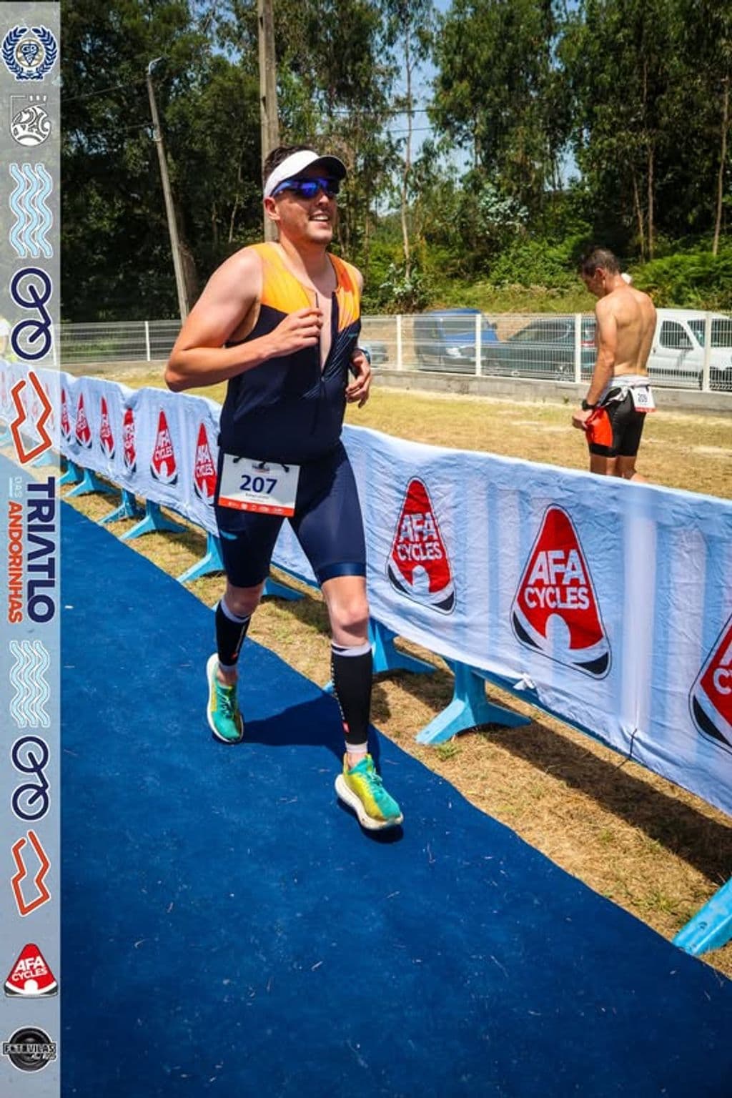 Atleta com o dorsal 207