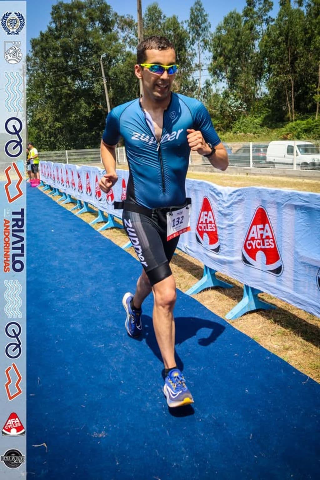 Atleta com o dorsal 132