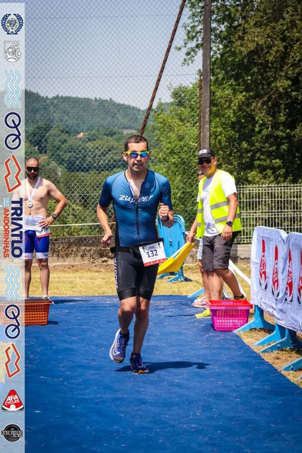 Atleta com o dorsal 132