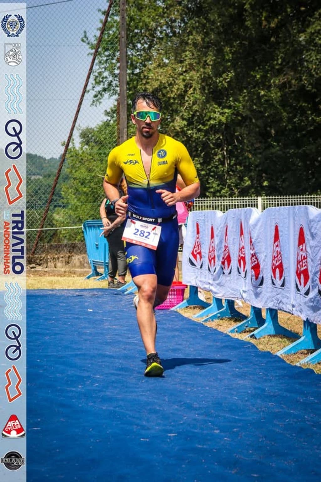 Atleta com o dorsal 282