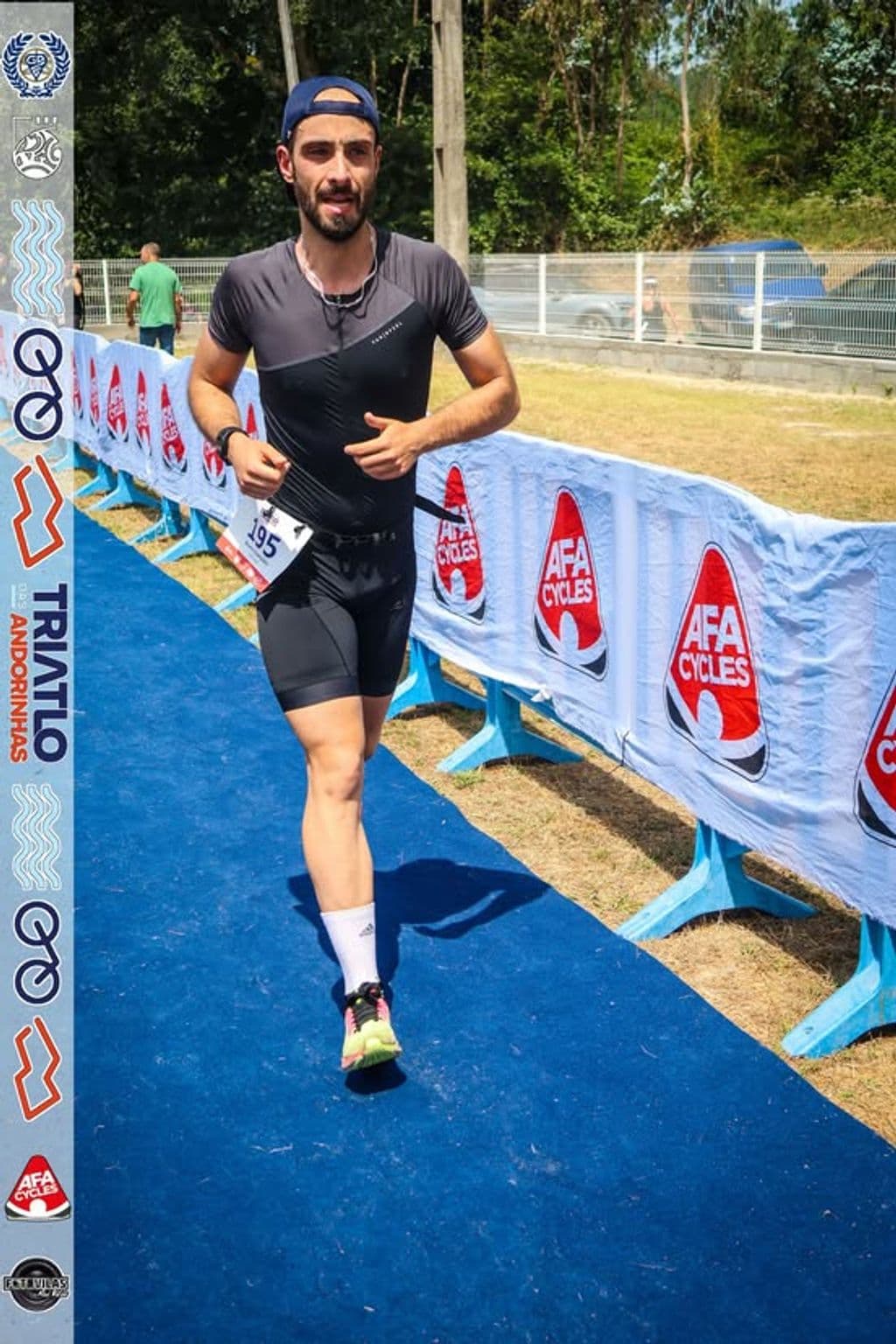 Atleta com o dorsal 195