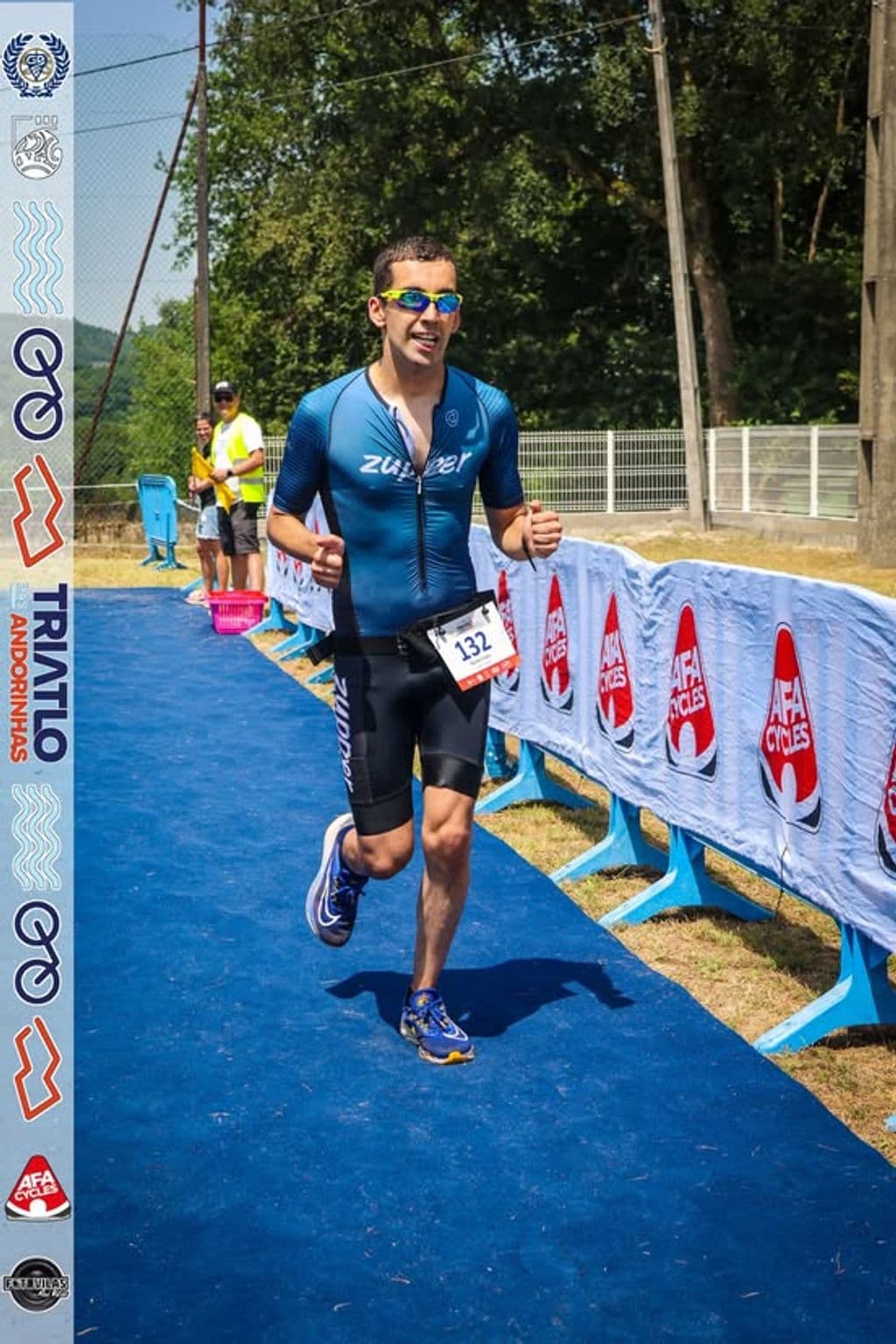 Atleta com o dorsal 132