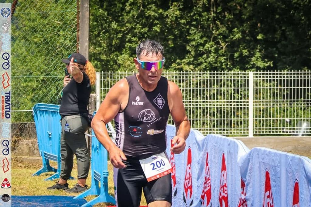 Atleta com o dorsal 200