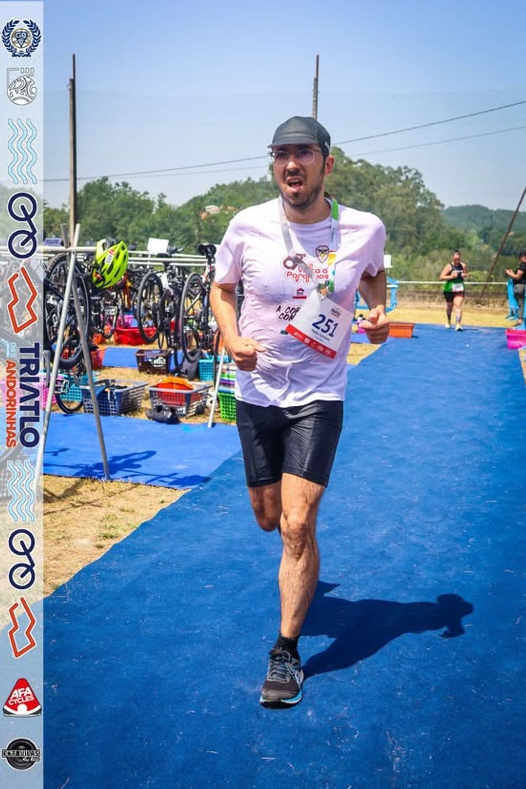Atleta com o dorsal 251