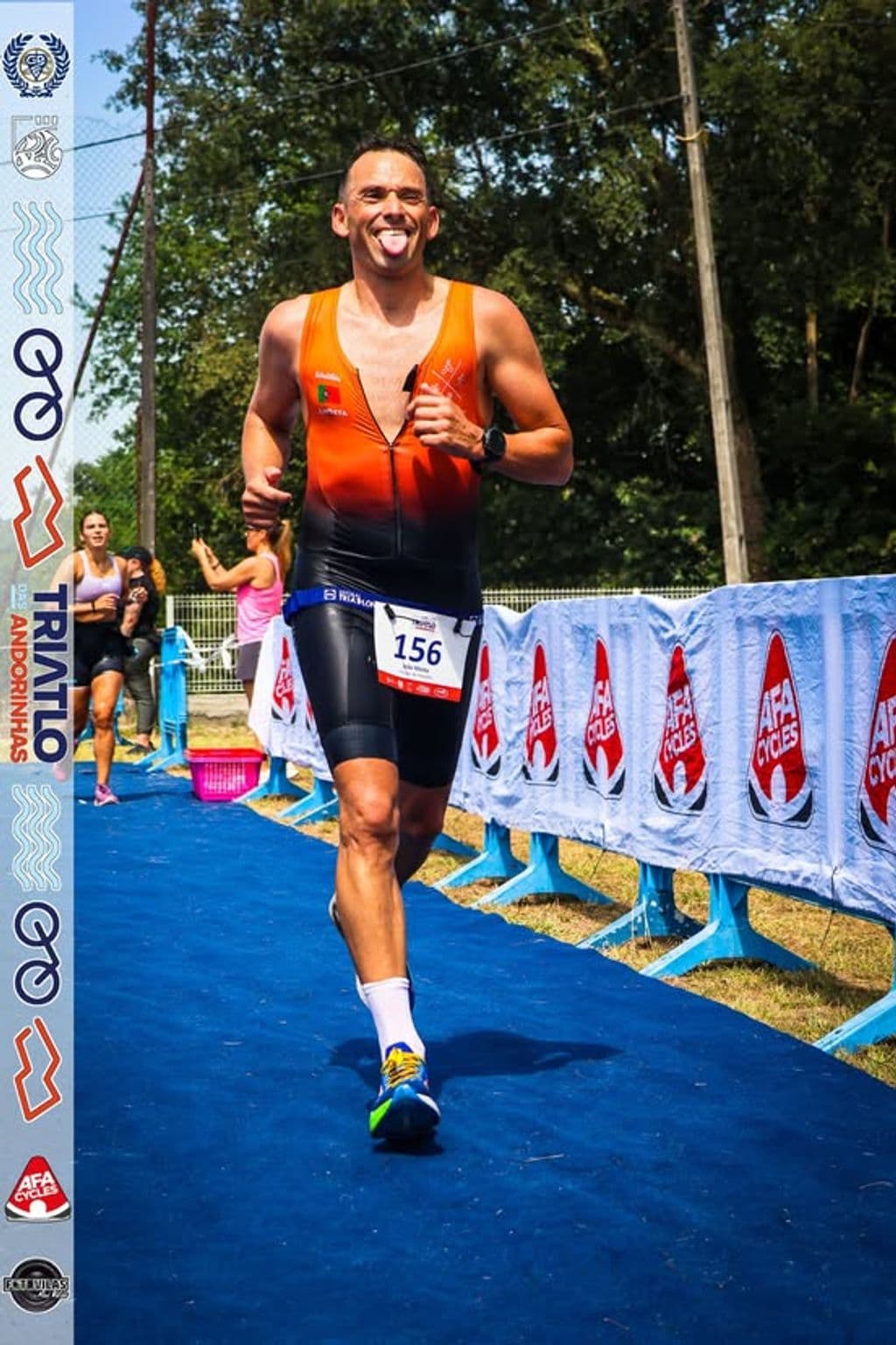 Atleta com o dorsal 156