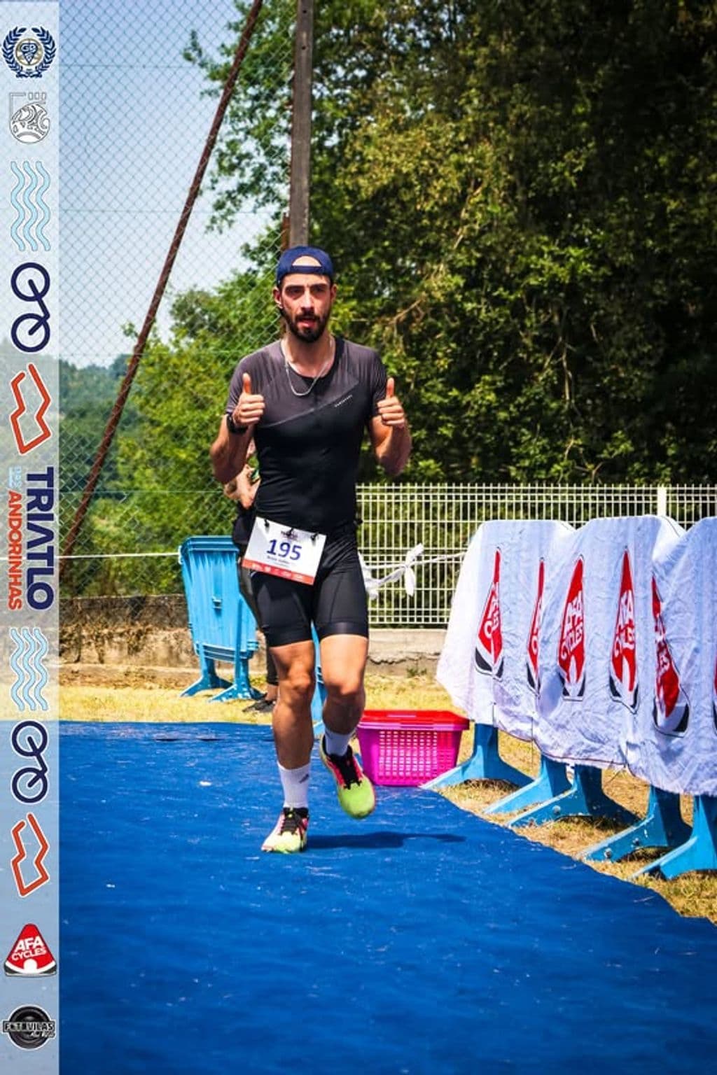 Atleta com o dorsal 195