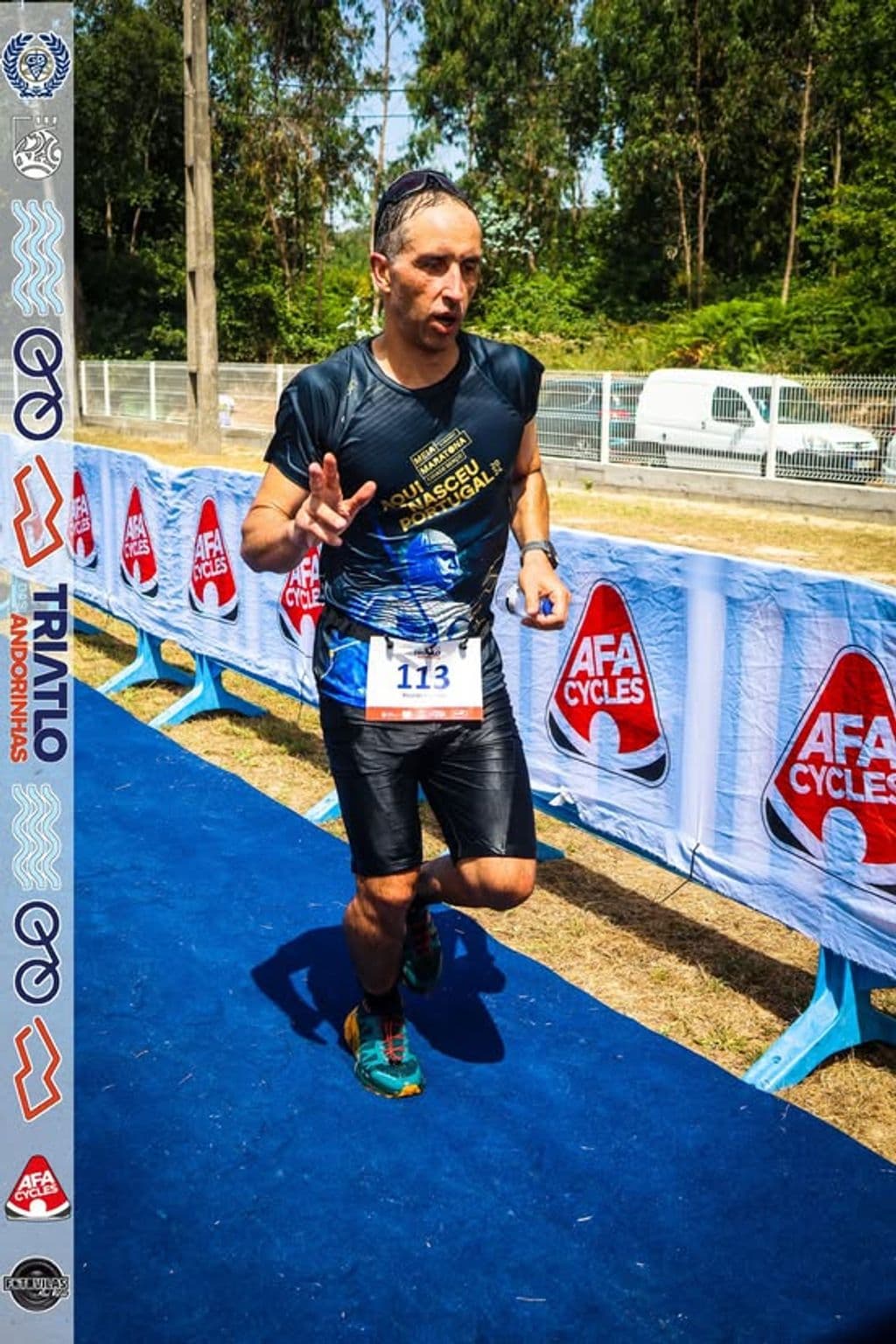 Atleta com o dorsal 113