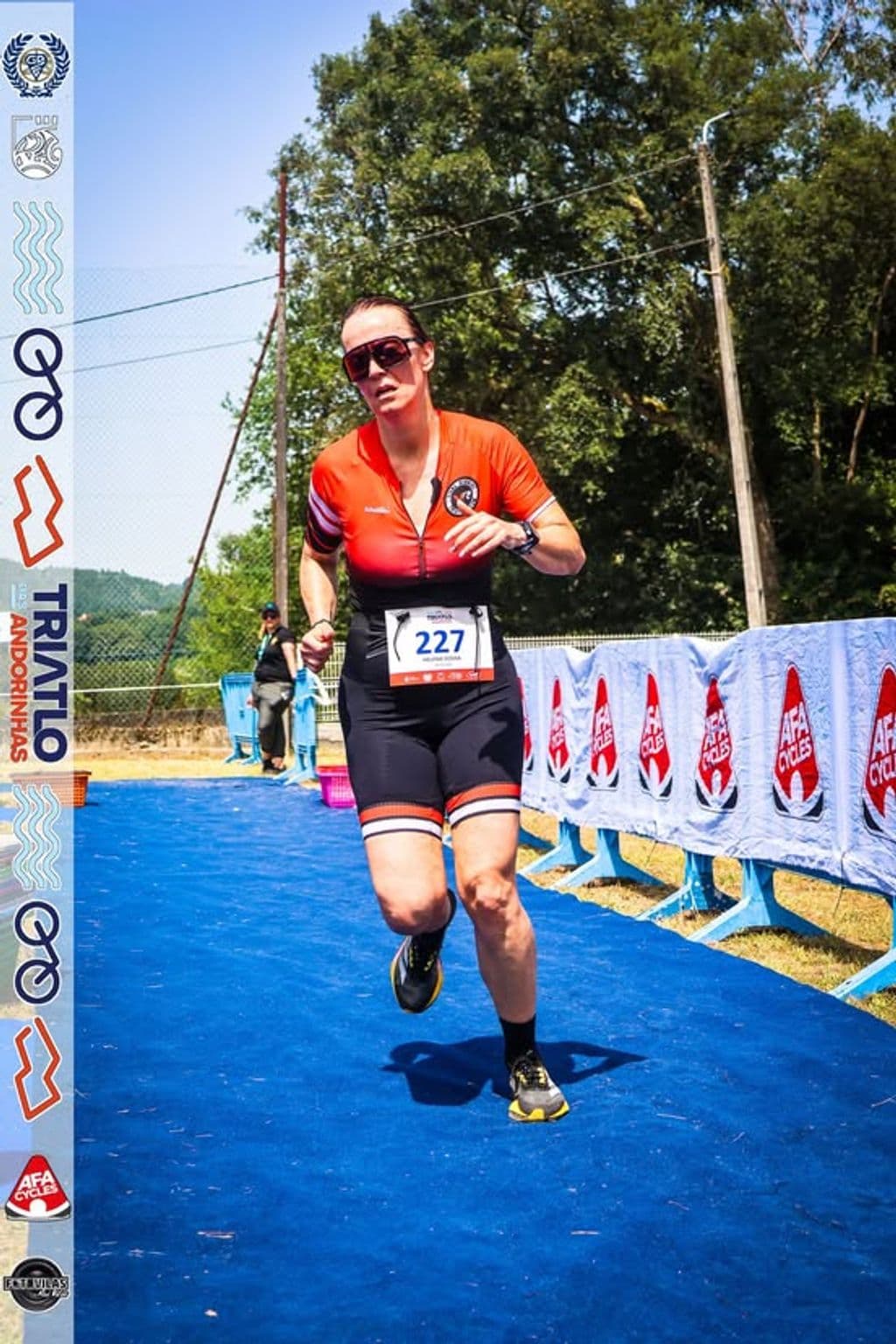 Atleta com o dorsal 227