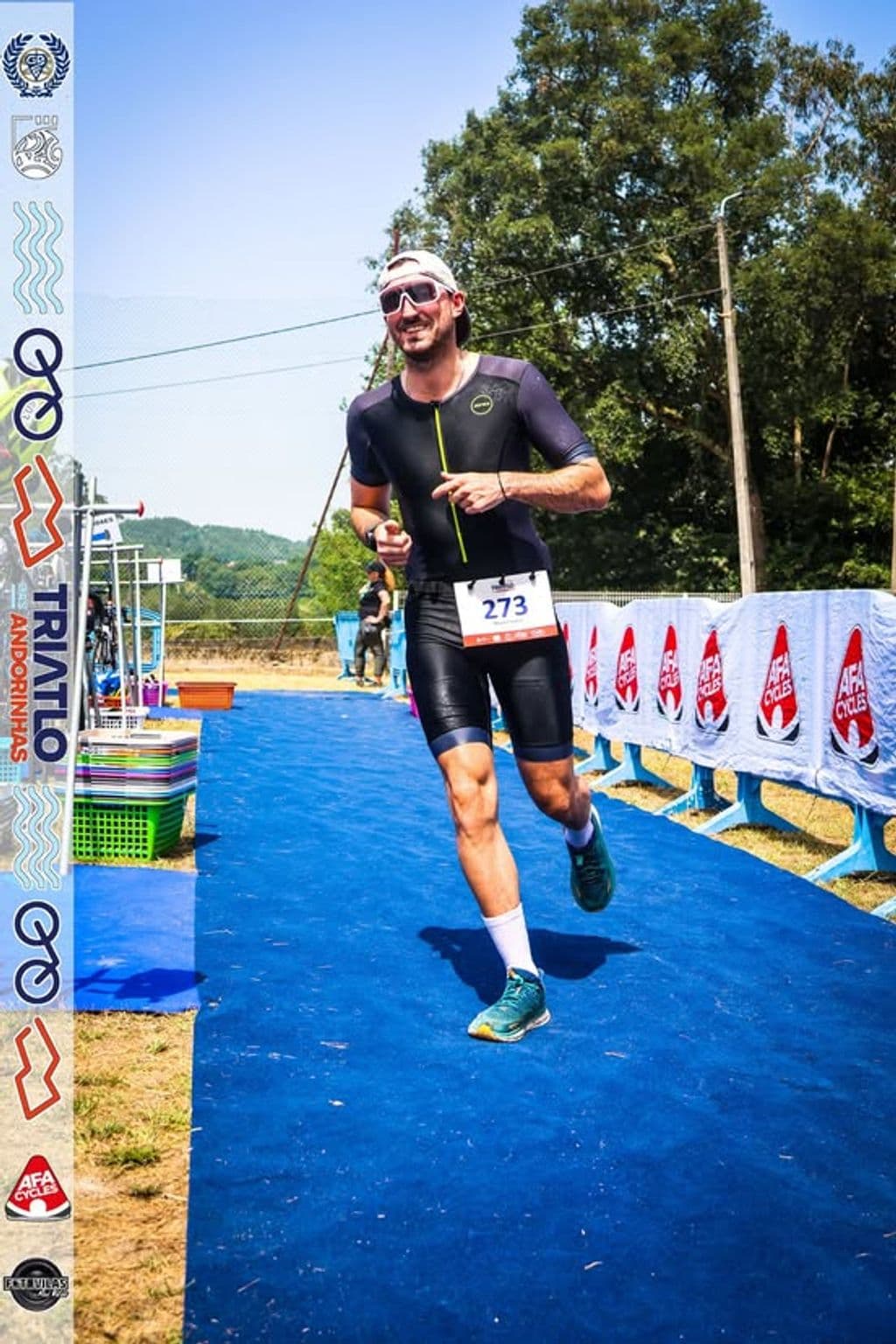 Atleta com o dorsal 273