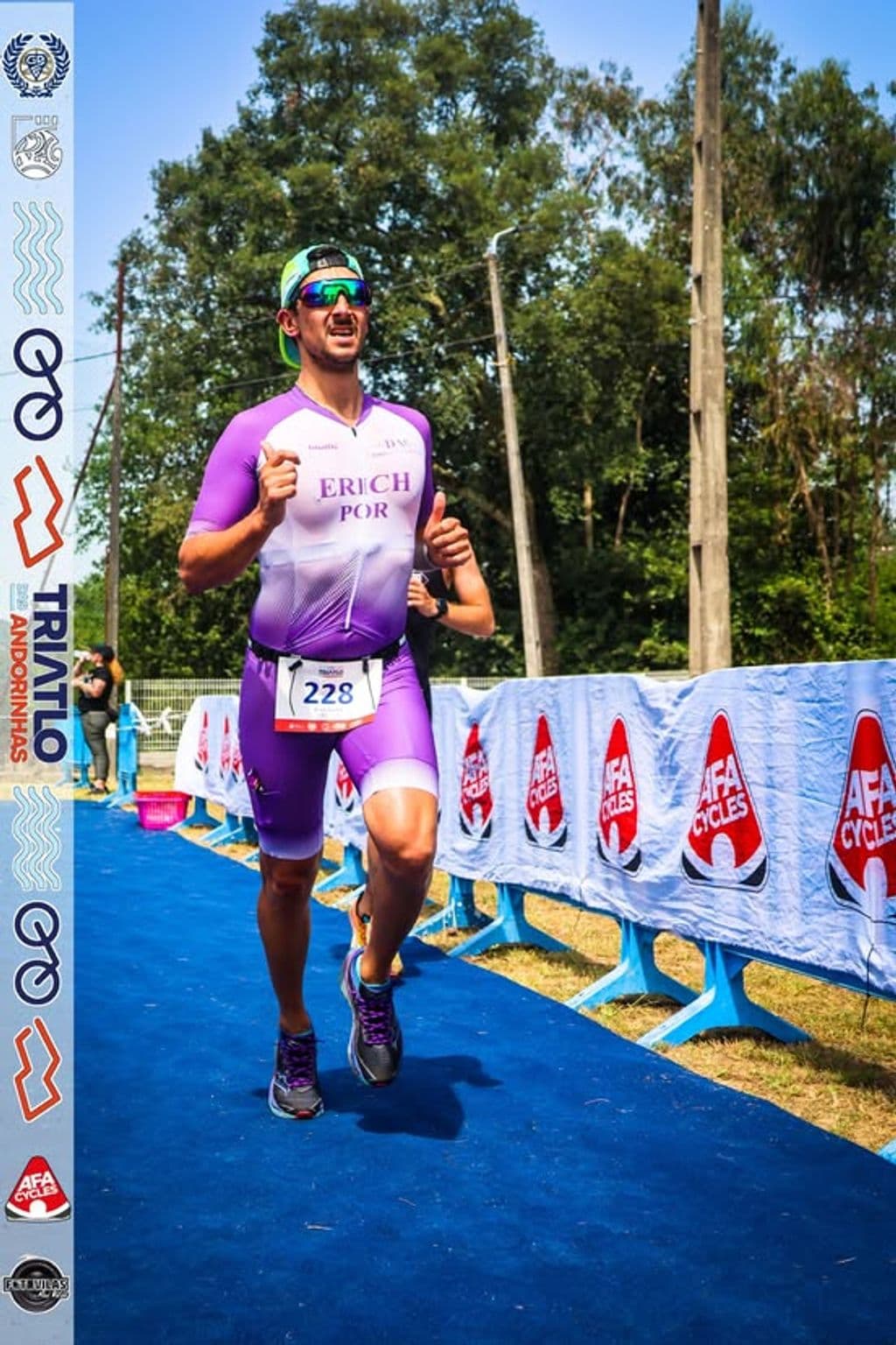 Atleta com o dorsal 228