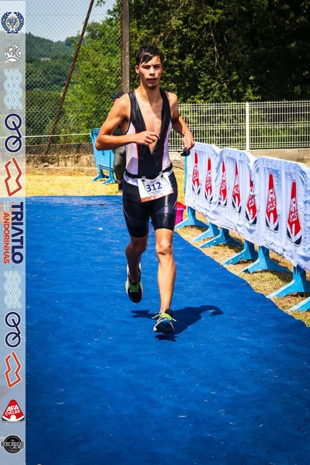 Atleta com o dorsal 312